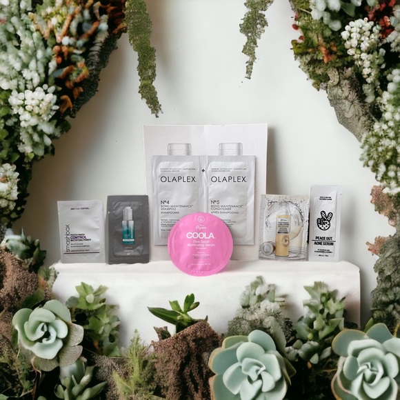 Assortment of Trial Size Skin and Haircare Products - Picture 14 of 14